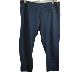 Marika Navy Blue Capri Leggings Size Medium